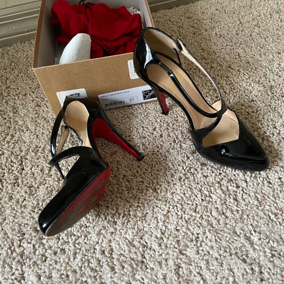Christian Louboutin Shoes - Louboutin Size 37.  Black Patent Pump.